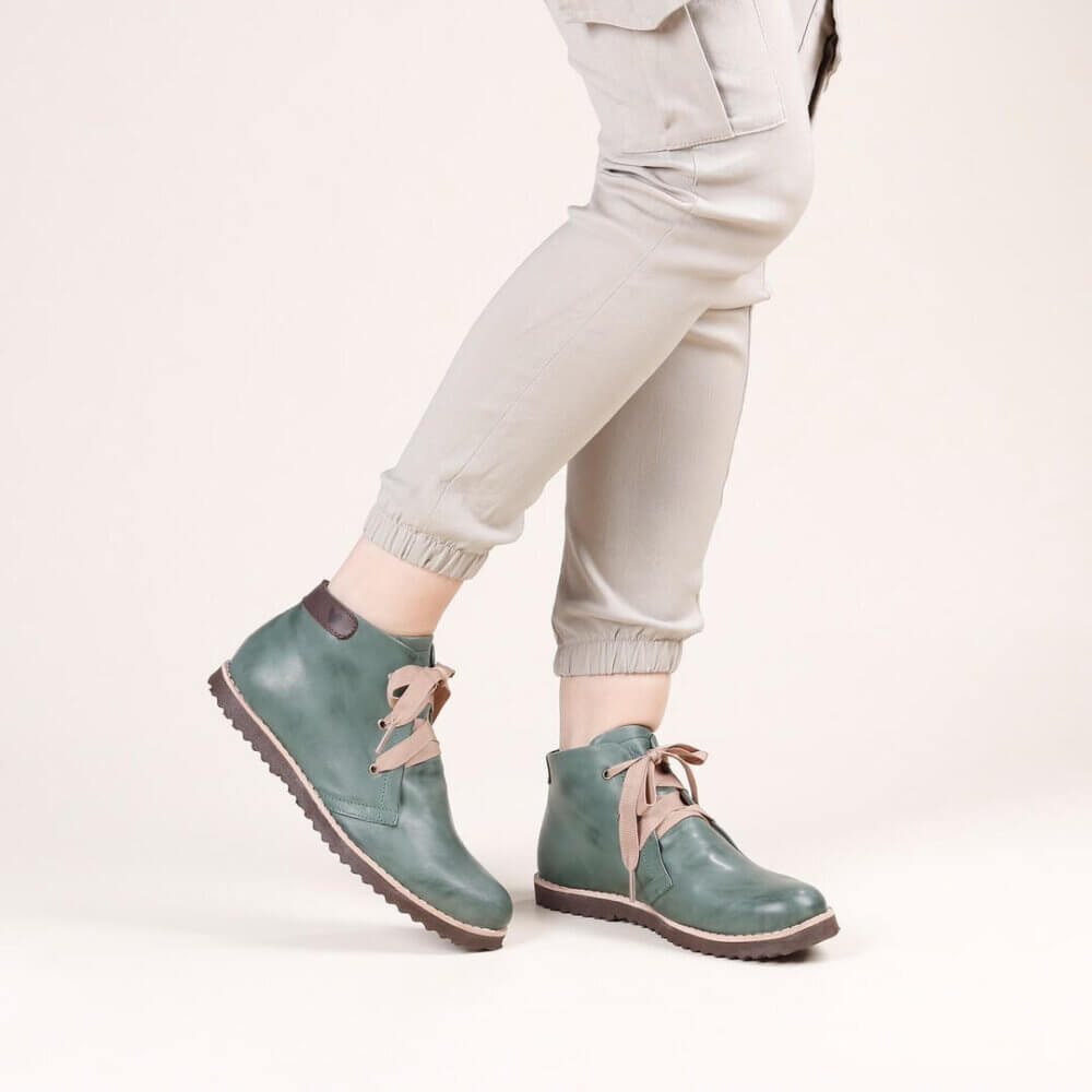 Bota Valete Lisa Verde Escuro com bege Alice 05