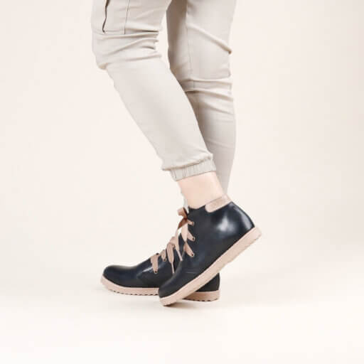 Bota Valete Preto claro Lisa com bege Alice 12