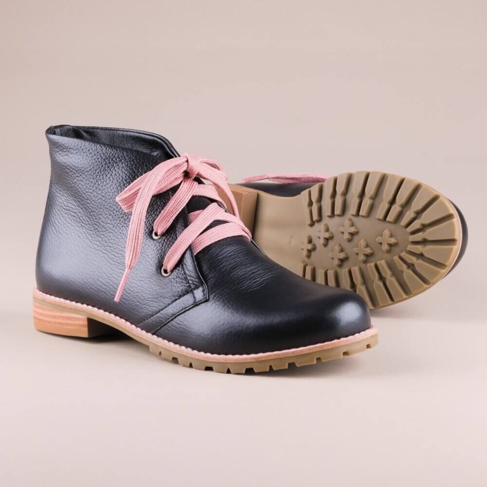 Bota cano curto mad preta sola clara _MG_3212q