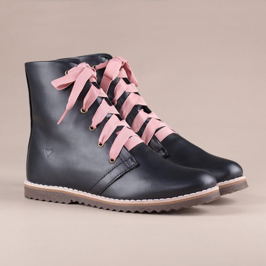 Valete Media Preta Cadarço Rosa