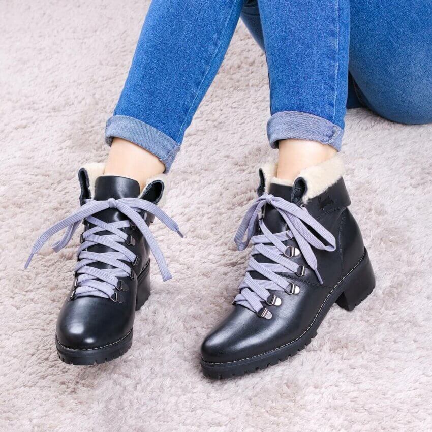 bota black rabbit preta fluffy com pelo _MG_4872