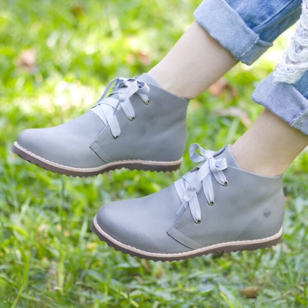 bota cano curto cinza couro