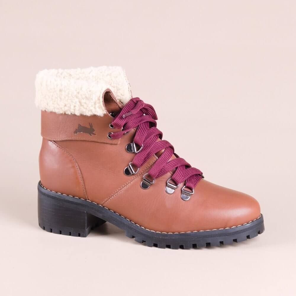 bota marrom alice de copas em couro com pelo_MG_4557