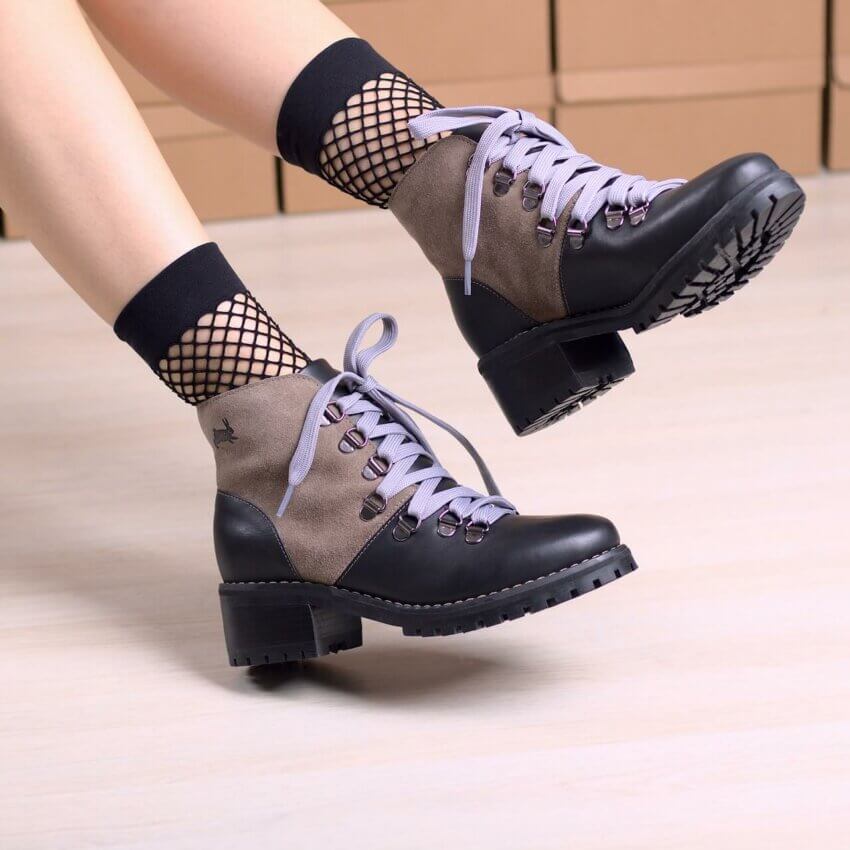 bota preta e grafite em couro alice de copas _MG_4730