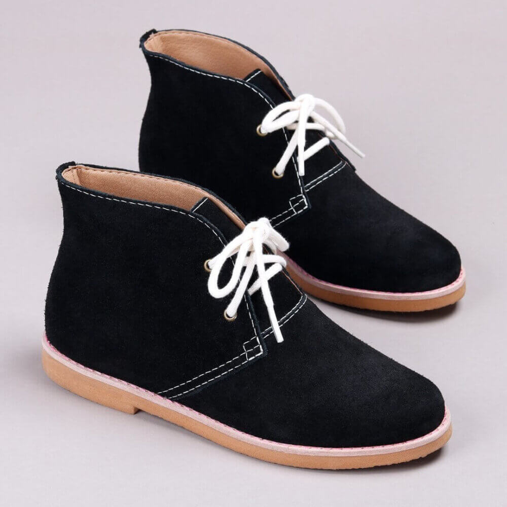 botinha desert preta cadarço natural