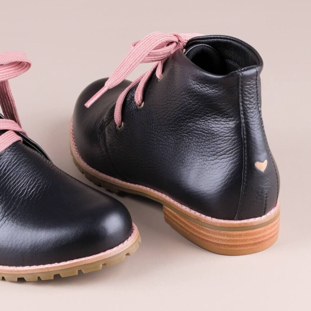 mad preta botinha colorida