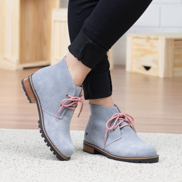 botinha alice de copas colorida insane grey com cadarço rosa