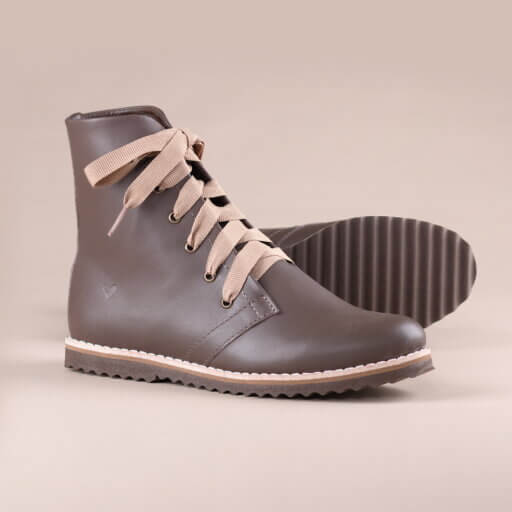 Valete Média Brown 02 cadarço bege