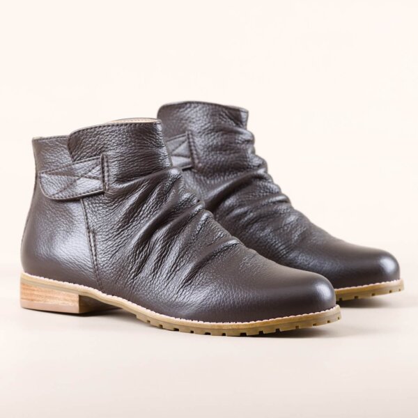 Bota Mad Absolem Brown Salto Baixo Em Couro Legítimo