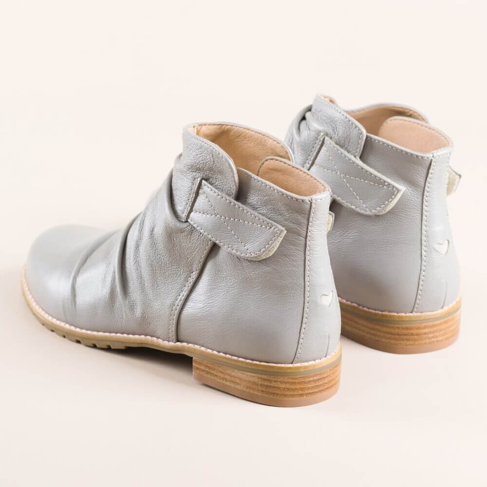 Bota Mad Absolem Com Detalhe Em Coração