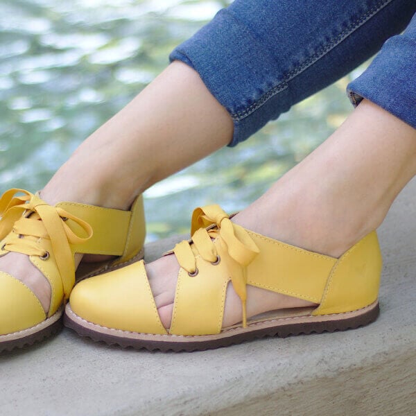 Cutout Yellow