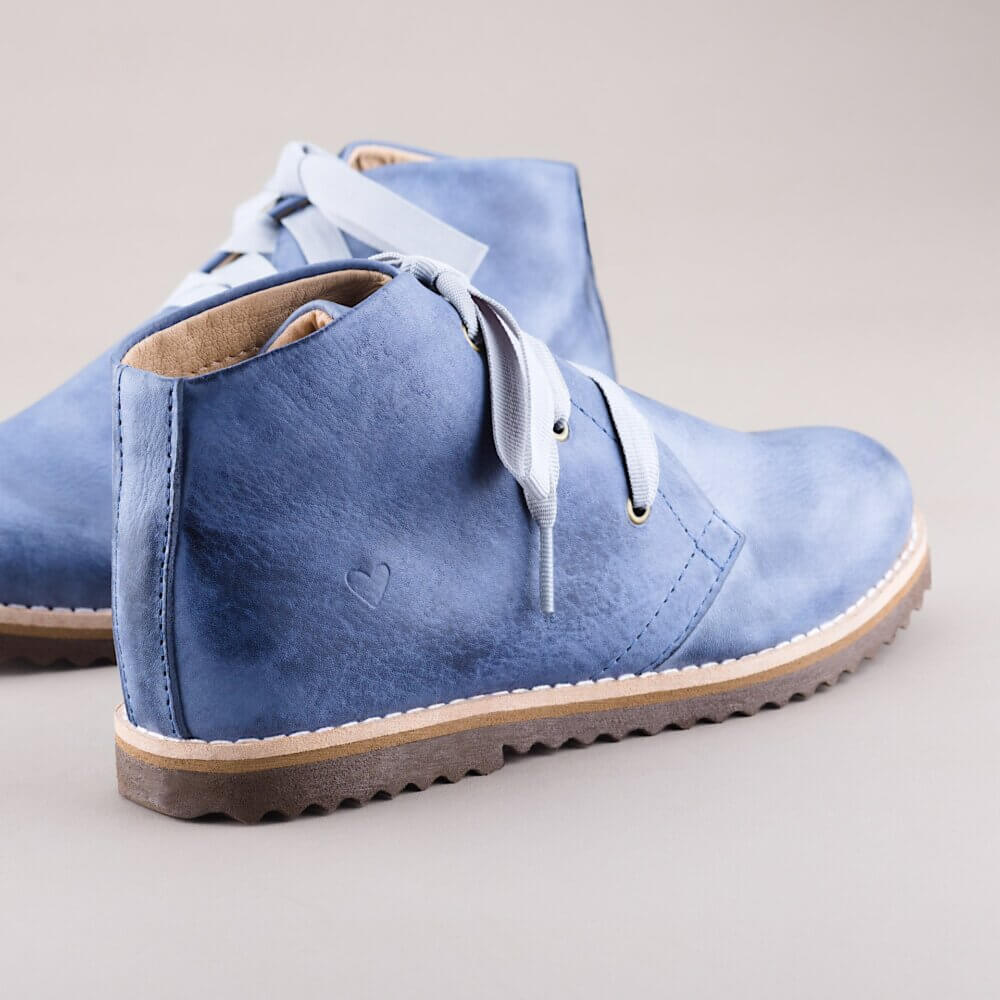 bota couro azul comcadarco azul traseira