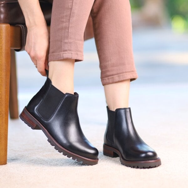 Black Rabbit Chelsy Preta