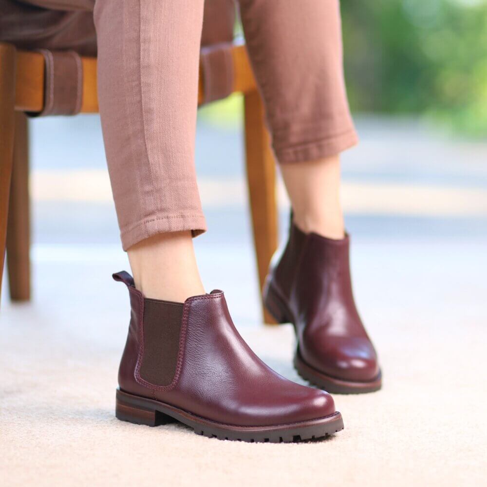 Black Rabbit Chelsy Wine 1 Bota em couro legítimo modelo Chelsea Alice de Copas