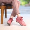 Bota Cano Curto Em Couro Valete Blackberry Alice De Copas 3