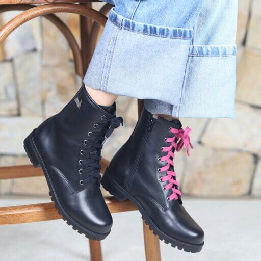 Black Rabbit All Black em couro Alice de Copas 04